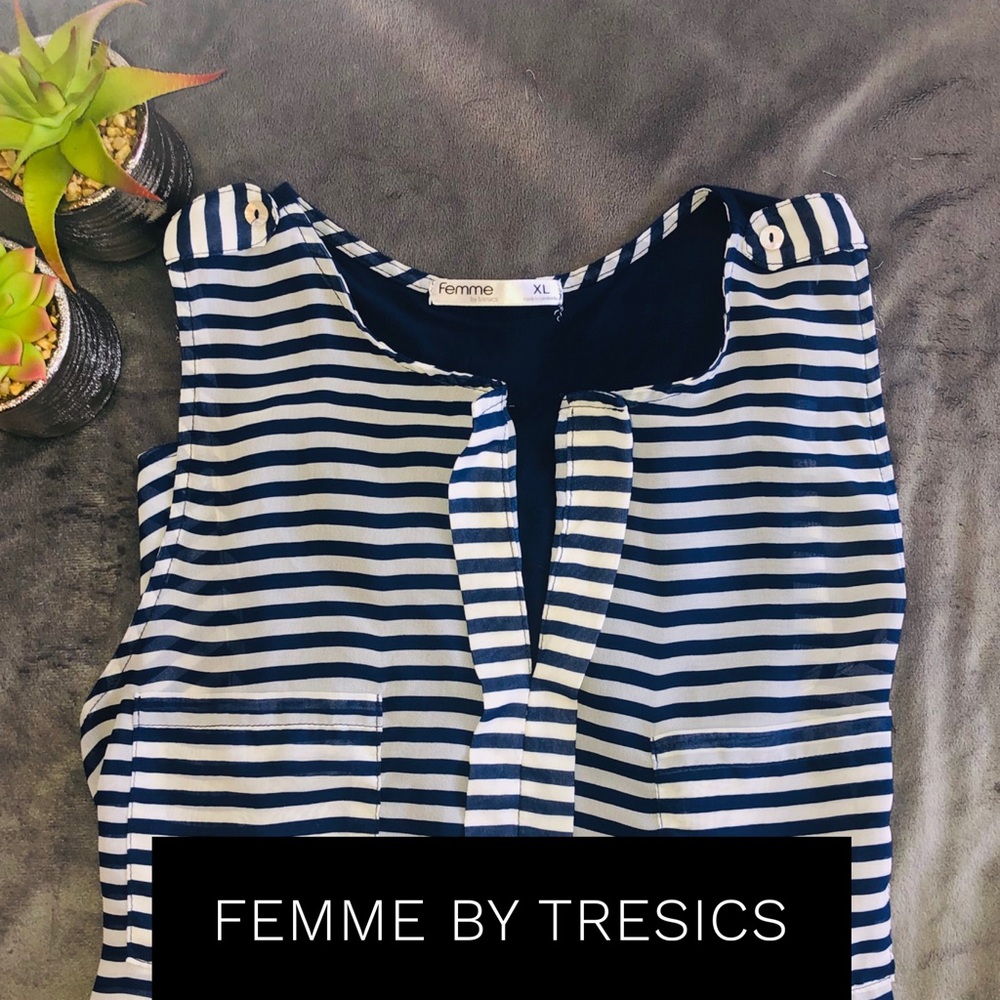 FEMME BY TRESICS - XL BLUE/WHITE STRIPED SHIRT
